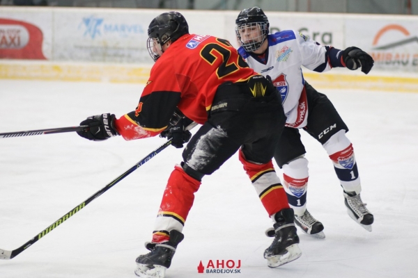 hokej-juniori-bj-ruzinov-8-jpgA9F1ED54-5FF9-09B1-B783-58205665EC4F.jpg