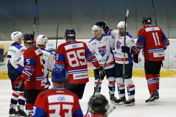 hok-bj-lipmik-ahoj-68FF1EA54-93C7-3EC2-7AD8-74352267AD47.jpg