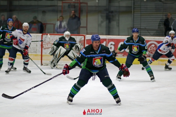 hokej-ahojbardejov-bj-sb-10A591EDF3-03A0-6294-D07B-ABF0CE0143E0.jpg