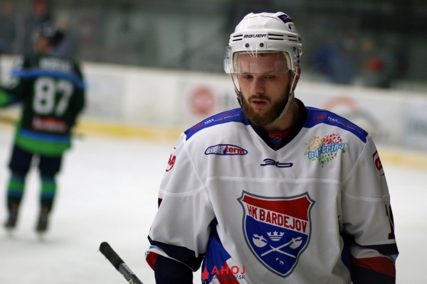 hokej-ahojbardejov-bj-sb-125FE01A90-9D7E-E3CF-A5B3-83E7032D21E6.jpg