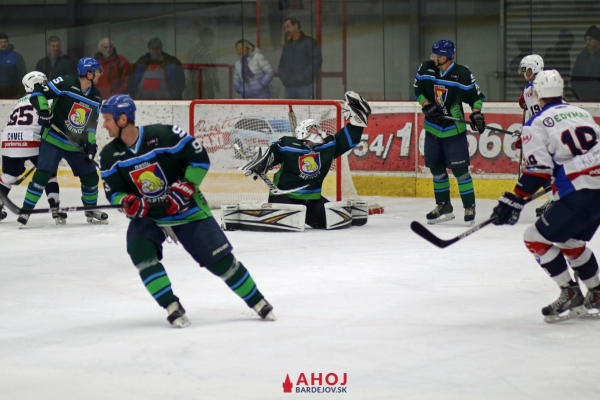 hokej-ahojbardejov-bj-sb-15ACAB88B4-E1B6-5660-DAE6-D739646815FF.jpg