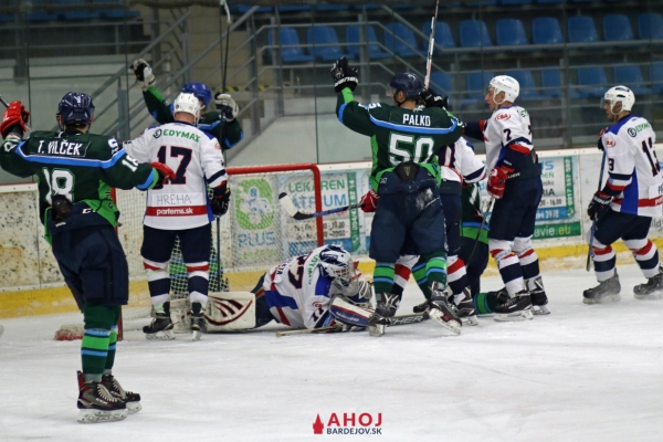 hokej-ahojbardejov-bj-sb-565A5F6F0-BEAC-2B0A-D73E-8BA663B52F06.jpg