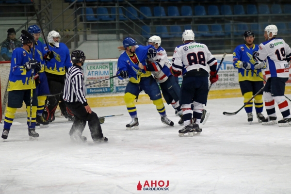 hokej-bj-kezmarok-ahoj-8D03A4DE7-6B00-DEC4-C0A8-7C101C7DEFC8.jpg