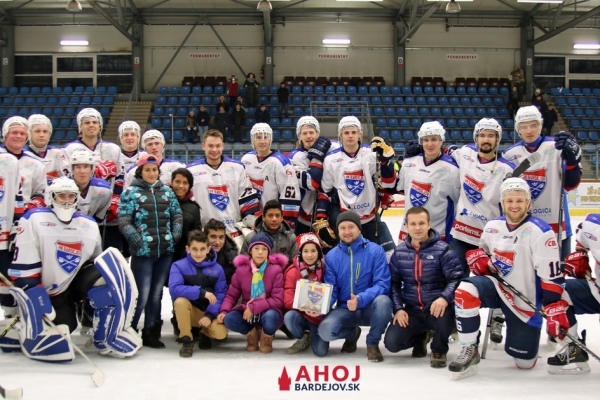 hokej-darcek-2018-4BFA01F29-20DD-F955-151A-0DBDA853A88F.jpg