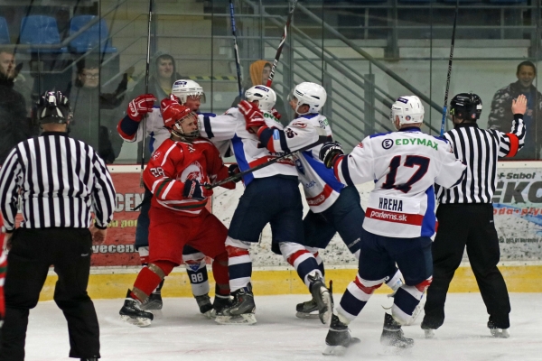 hokej-bj-gel-ahojbardejov-120B61DBAD-5136-339E-064C-EDF4F7AE9A13.jpg