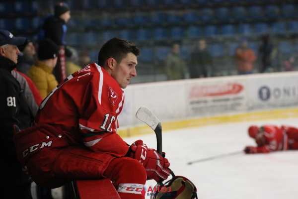 hokej-bj-gel-ahojbardejov-15BD2A479E-BE1C-5E58-44D3-58B7E78F5818.jpg
