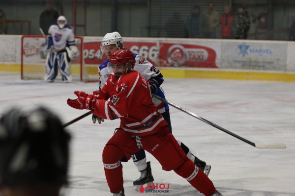 hokej-bj-gel-ahojbardejov-5B487E96B-6C8B-E46E-4E03-82FC6D317808.jpg
