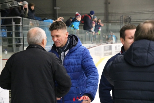 hokej-bj-p-ahoj-15D7612D2F-8098-CAB6-5B10-3EFCBFE793C3.jpg