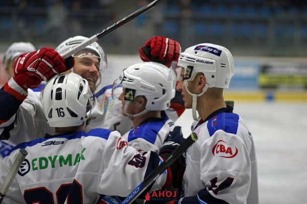 hokej-bj-p-ahoj-579DEC322-F531-FD14-2CCC-E3C882F6E8C9.jpg