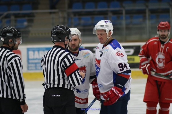 hokej-bj-gel-1807BA352-9C0E-C210-F3B5-AE1CEBA1A744.jpg